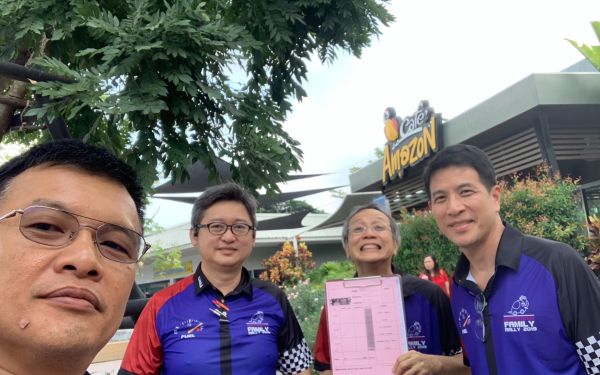 พิธีรดน้ำดำหัวอาจารย์อาวุโสและรุ่นพี่นายช่าง (ภาคตะวันออก)