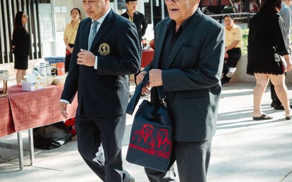 (26-01-63) นักศึกษาเก่าดีเด่น มหาวิทยาลัยเชียงใหม่ ประจำปี 2562