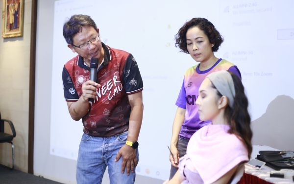 19.07.63 ภาพกิจกรรม Workshop เรียนการแต่งหน้าเพื่อส่งเสริมบุคลิกภาพและโหงวเฮง ครั้งที่ 2