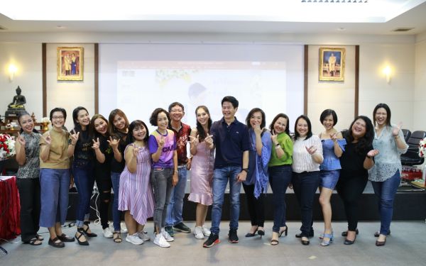 19.07.63 ภาพกิจกรรม Workshop เรียนการแต่งหน้าเพื่อส่งเสริมบุคลิกภาพและโหงวเฮง ครั้งที่ 2