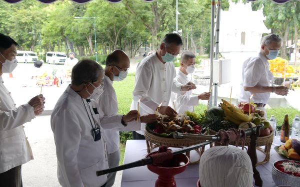 05.06.65 พิธีบวงสรวงศาลพระภูมิ มหาวิทยาลัยเชียงใหม่