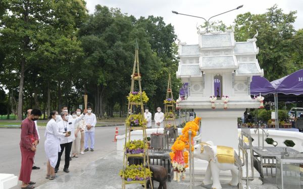 05.06.65 พิธีบวงสรวงศาลพระภูมิ มหาวิทยาลัยเชียงใหม่