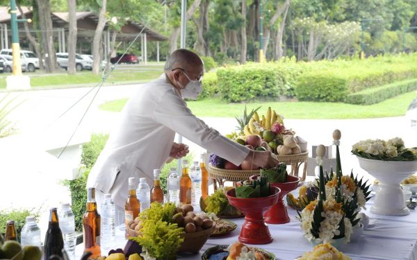 05.06.65 พิธีบวงสรวงศาลพระภูมิ มหาวิทยาลัยเชียงใหม่