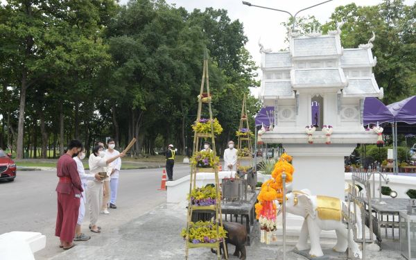 05.06.65 พิธีบวงสรวงศาลพระภูมิ มหาวิทยาลัยเชียงใหม่