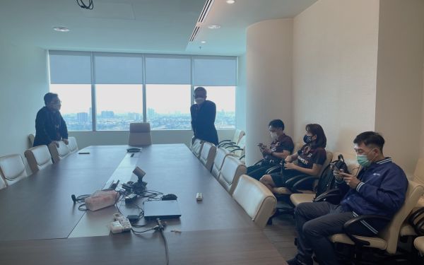 ภาพบรรยากาศเข้าแสดงความยินดี กับ รองอธิบดีกรมเชื้อเพลิงธรรมชาติ