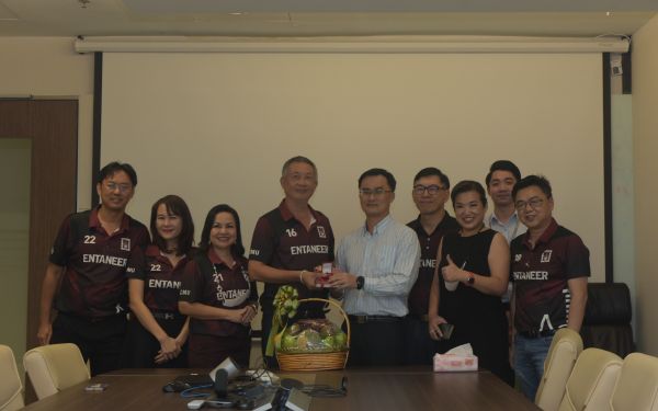 ภาพบรรยากาศเข้าแสดงความยินดี กับ รองอธิบดีกรมเชื้อเพลิงธรรมชาติ