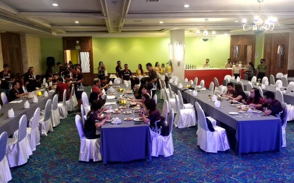 ภาพบรรยากาศงานเลี้ยงรุ่น 15 